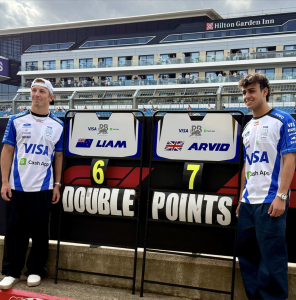 Liam Lawson y Arvid Lindblad, Racing Bulls, Gran Premio de Gran Bretaña 2026.