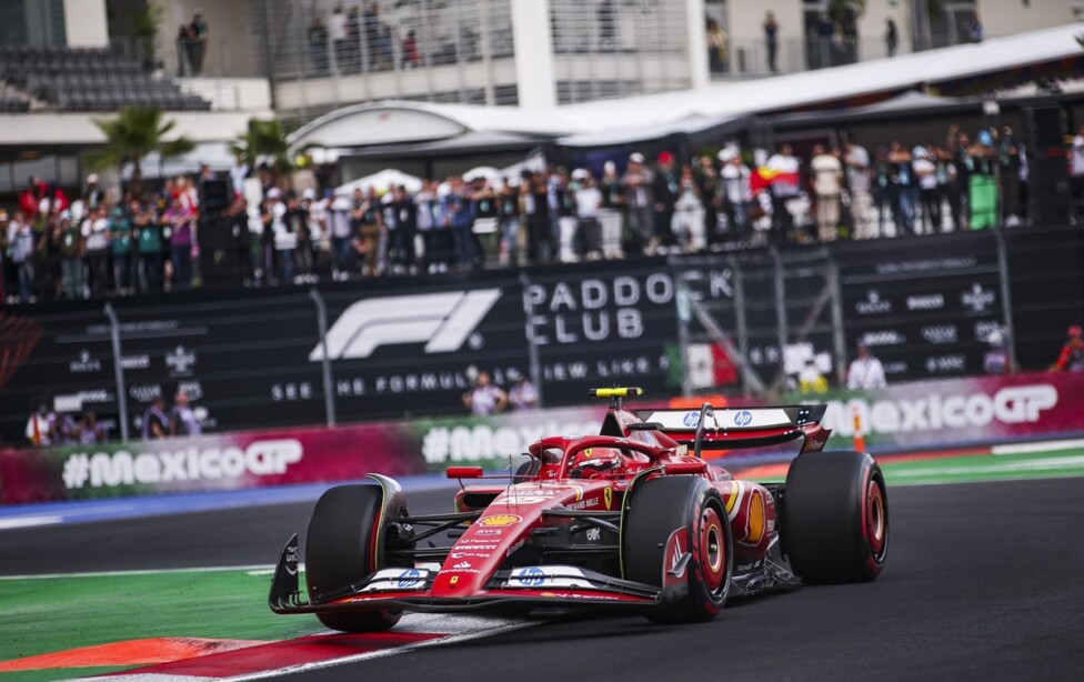 Carlos Sainz pole México