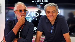 Flavio Briatore junto a Luca De Meo.