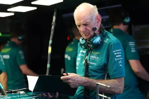 Adrian Newey, presente en el Gran Premio de Mónaco 2025.