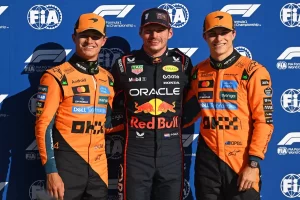 Max Verstappen junto a Lando Norris y Oscar Piastri, Gran Premio de Italia.