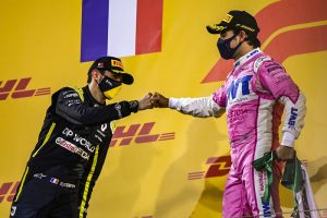 Esteban Ocon y Sergio "Checo" Pérez, podio del Gran Premio de Sakhir 2020.