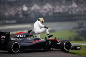 Fernando Alonso, McLaren, Gran Premio de Brasil 2015.