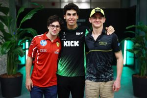Rafael Câmara junto a Gabriel Bortoleto y Leonardo Fornaroli.